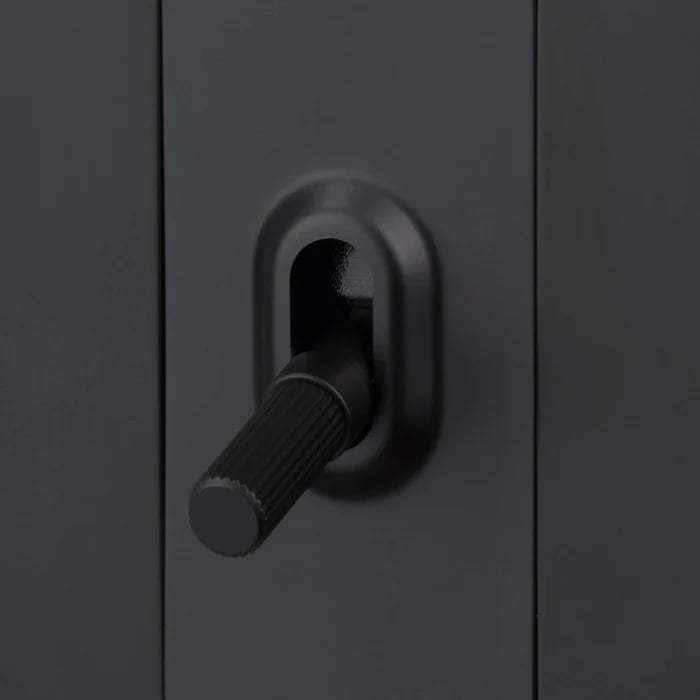 🔘 4G Metal Toggle Light Switch – Linear Knurled Design